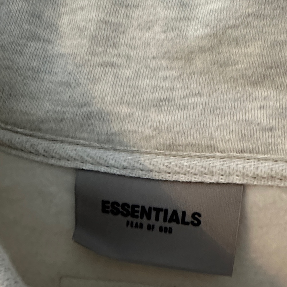 Essentials Fear of God Mockneck sweatshirt size small - Picture 3 of 7
